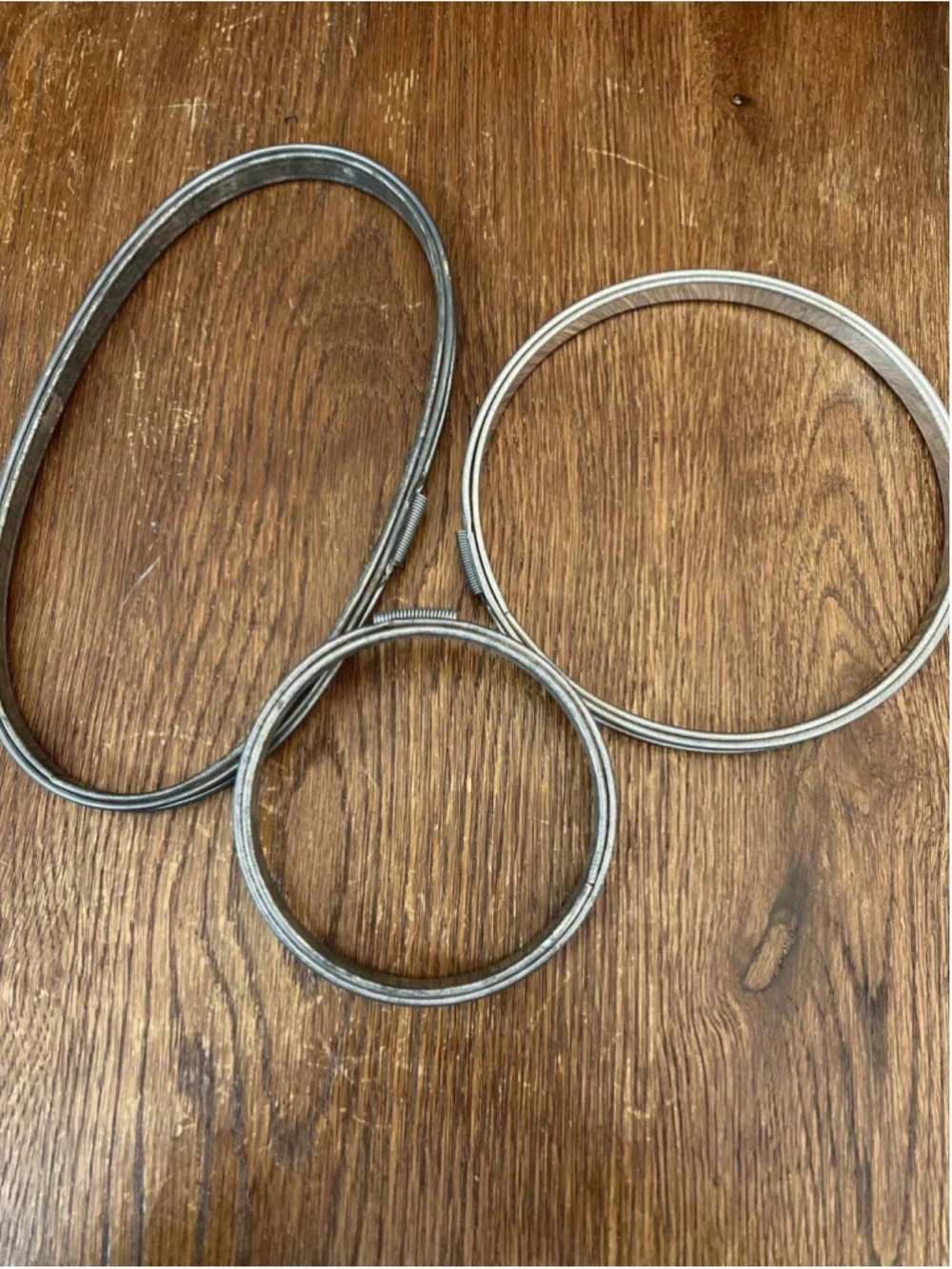 Vintage Metal Embroidery Hoops Lot of 3 Oval 9” & Round 6” + 4” Antique Sewing